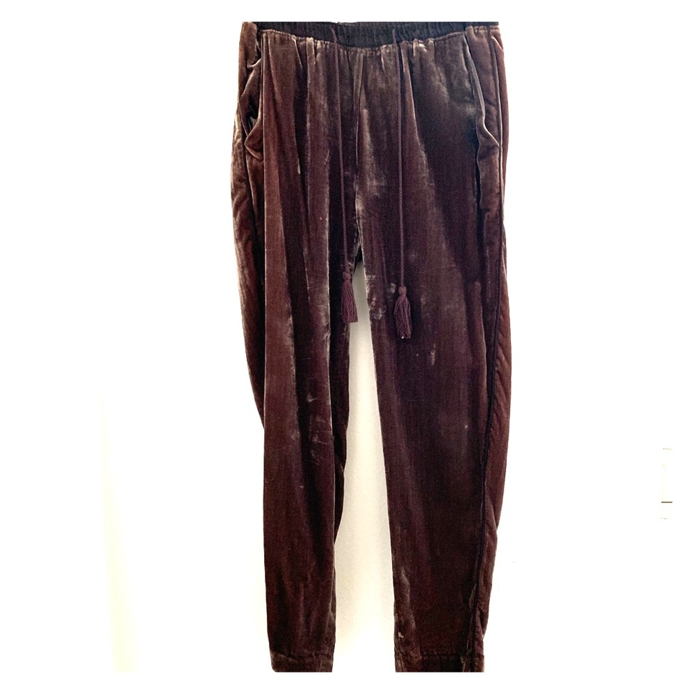 Velvet brown pants